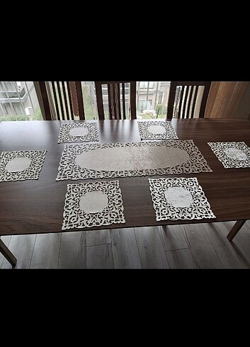 BEJ RENGİ RANIR VE PEÇETELİK SET 