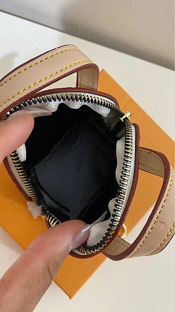 Louis Vuitton Mini anahtarlık