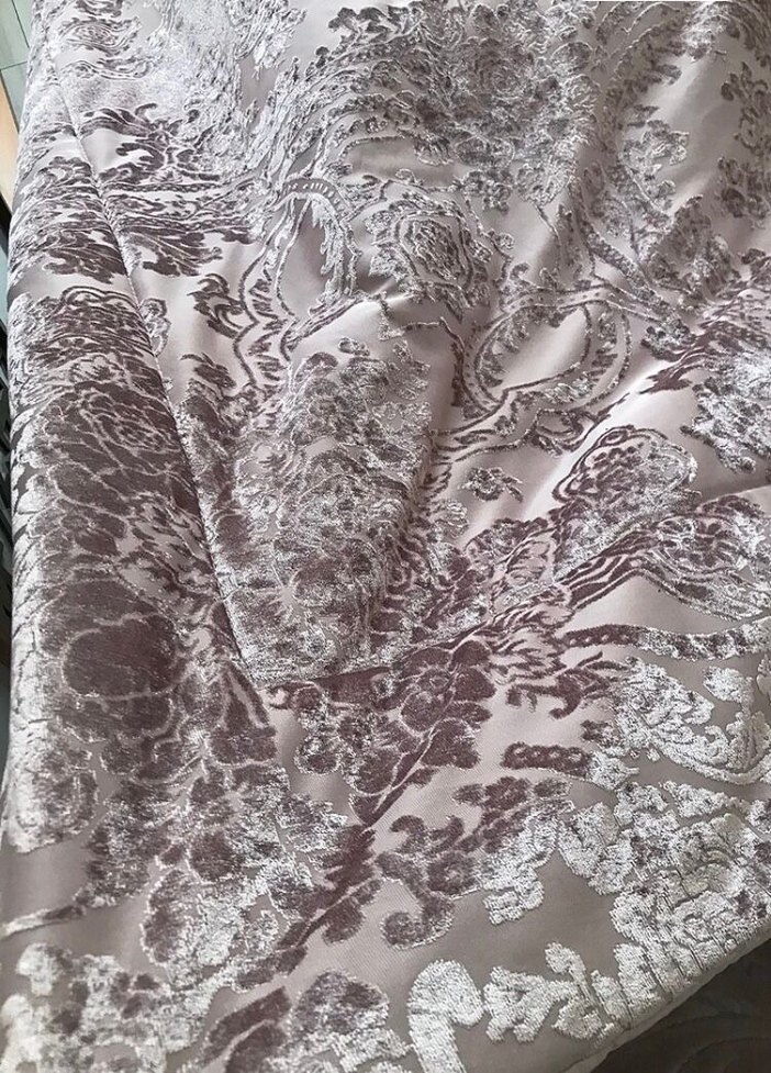 Gri Nakışlı Yatak Örtüsü - Görsel 5