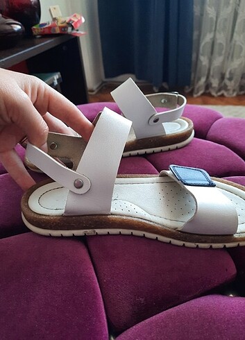 32 Beden Kız Çocuk sandalet 32 numara