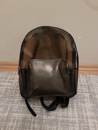 Şeffaf sırt çantası