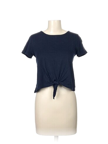 Diğer T-shirt %70 İndirimli.