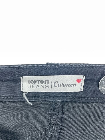 26 Beden siyah Renk Koton Skinny %70 İndirimli.