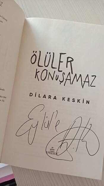  Beden Renk Ölüler konuşamaz 