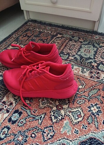 38 Beden kırmızı Renk Ayakkabı 