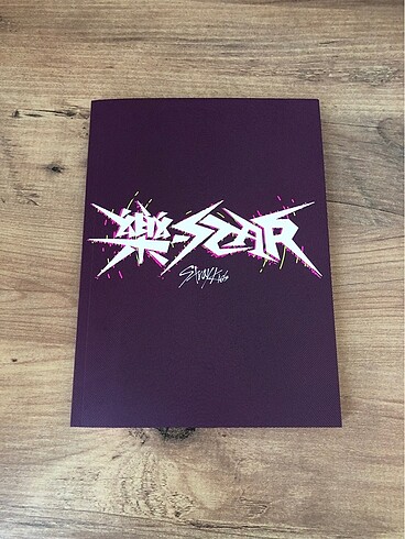Stray kids limited Rockstar album