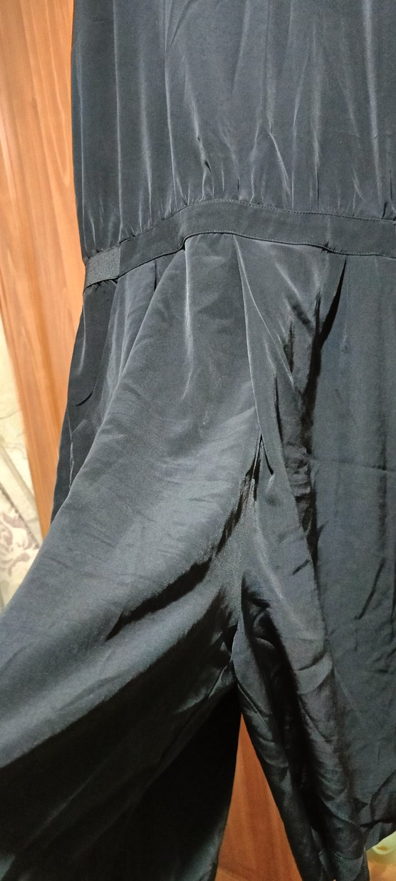 SPAZİO SIRTI DANTEL DETAYLI SİYAH  SATEN Mini Tulum - Görsel 3