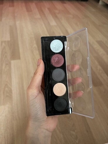 GOLDEN ROSEN SMOKE EYES