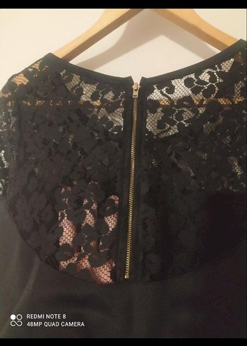 l Beden Dantel Detaylı Siyah Mini Elbise