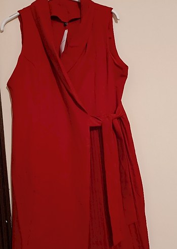 Kırmızı Midi Kolsuz Ofis Elbisesi - Görsel 6