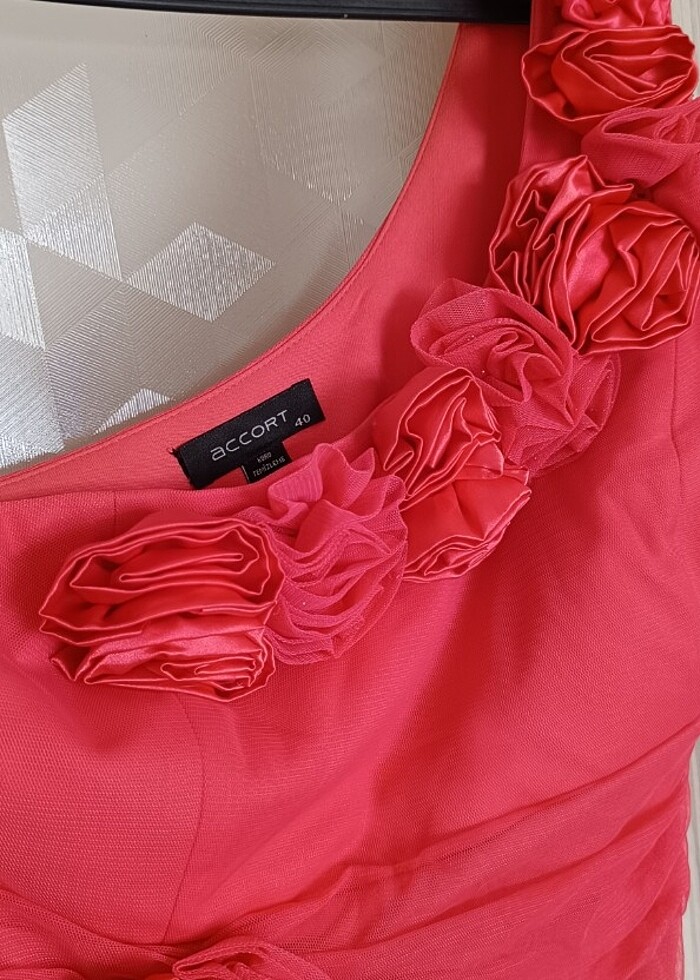 Narçiçeği rengi 40 beden uzun abiye elbise  - Görsel 3