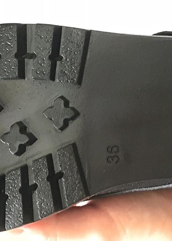 Düz Siyah Deri Kadın Botu - Görsel 3