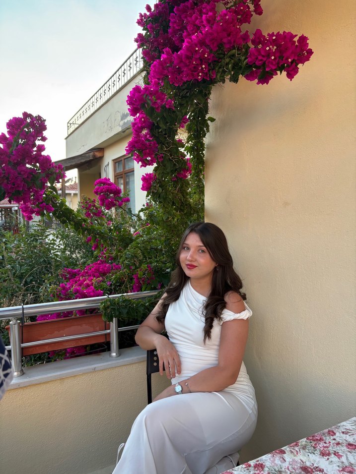 Beyaz Bohem Uzun Drapeli Elbise - Görsel 2