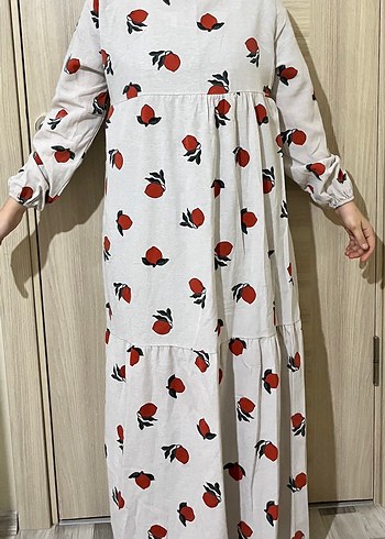 Beyaz Baskılı Uzun Salaş Kadın Elbise - Görsel 4