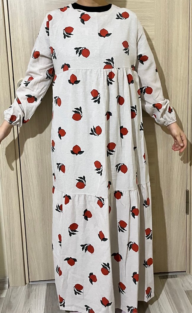 Beyaz Baskılı Uzun Salaş Kadın Elbise - Görsel 4