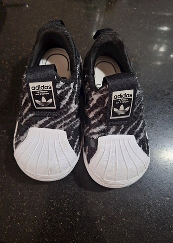 21 Beden Adidas Süperstar
