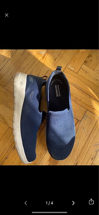 skechers