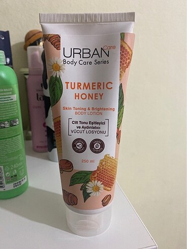 Urban Bodycare Honey