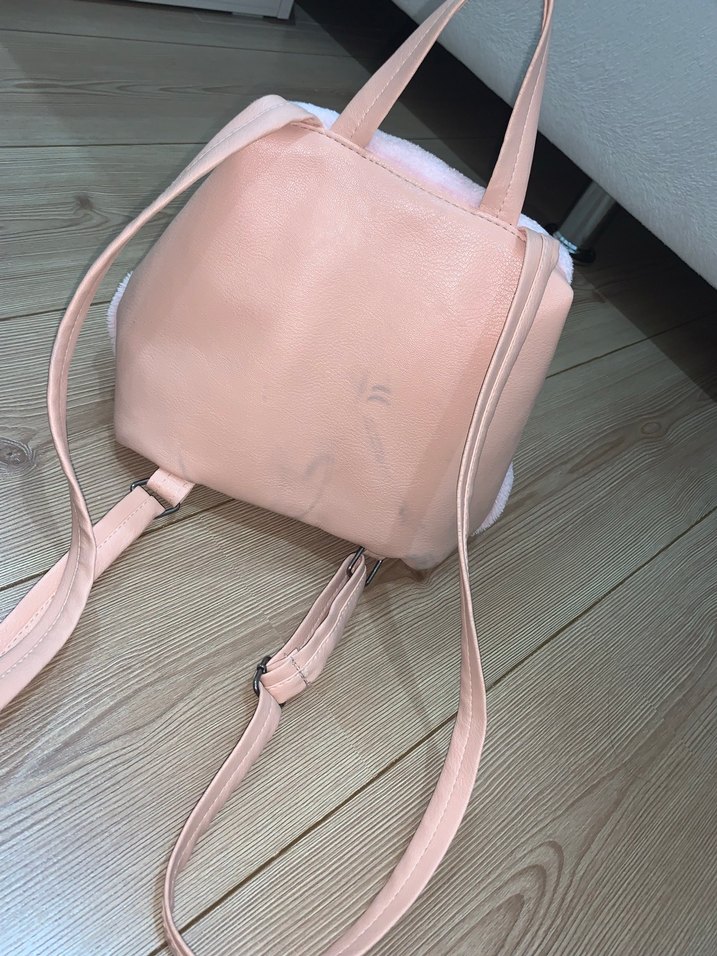 Pembe Yumuşak Kürklü Kadın Sırt Çantası - Görsel 2