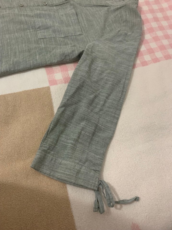 Gri Keten V Yaka Uzun Kollu Gömlek - Görsel 4