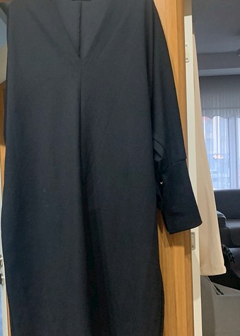 V Yaka Siyah Uzun Kollu Triko Elbise - Görsel 2