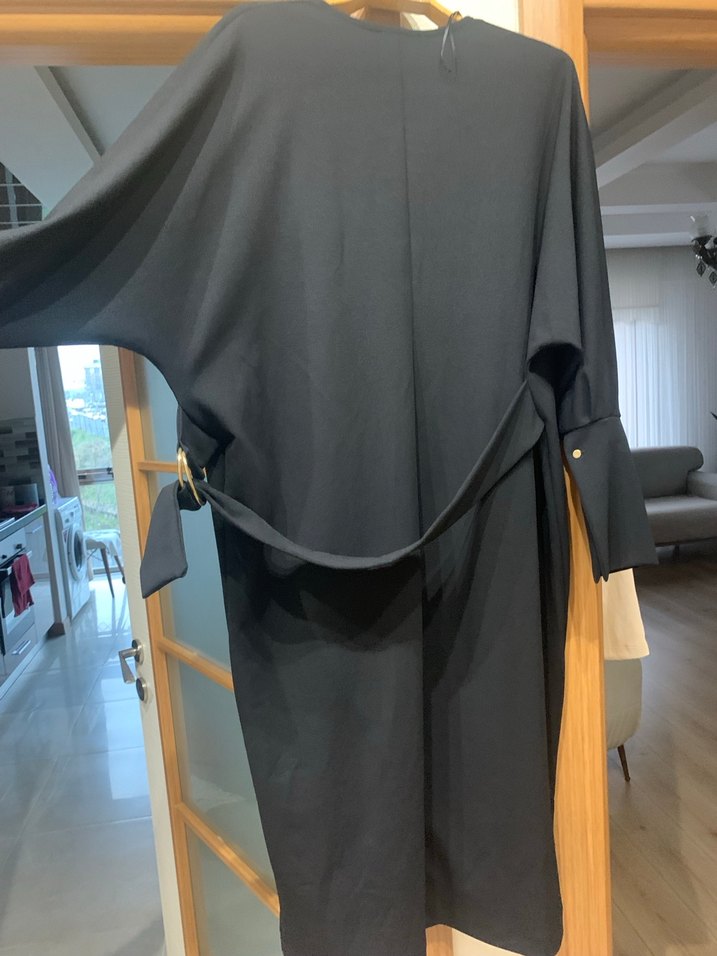 V Yaka Siyah Uzun Kollu Triko Elbise - Görsel 5