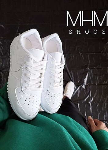 Nike airforce beyaz ayakkabı 