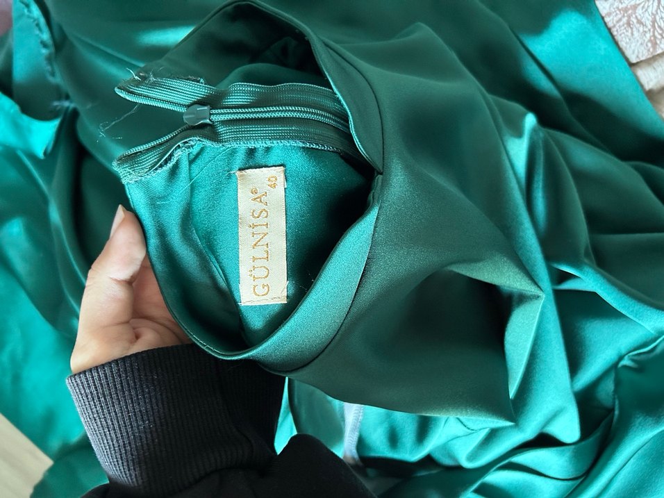 Kadın Yeşil Uzun Salaş Saten Elbise - Görsel 4