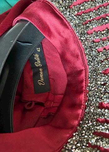 Bordo İşlemeli Uzun Kollu Abiye Elbise - Görsel 4