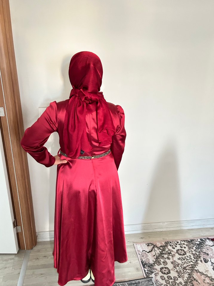 Bordo İşlemeli Uzun Kollu Abiye Elbise - Görsel 2