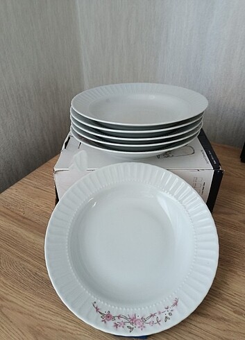 Yemek tabağı