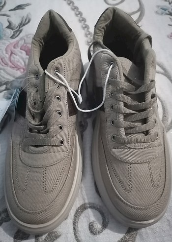 Diğer Bej Bagcikli Sneaker