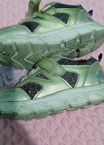 28 numara Waikiki kız çocuk ayakkabısı - Görsel 2