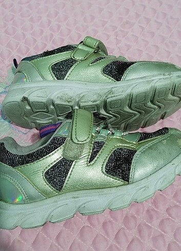 28 numara Waikiki kız çocuk ayakkabısı - Görsel 3