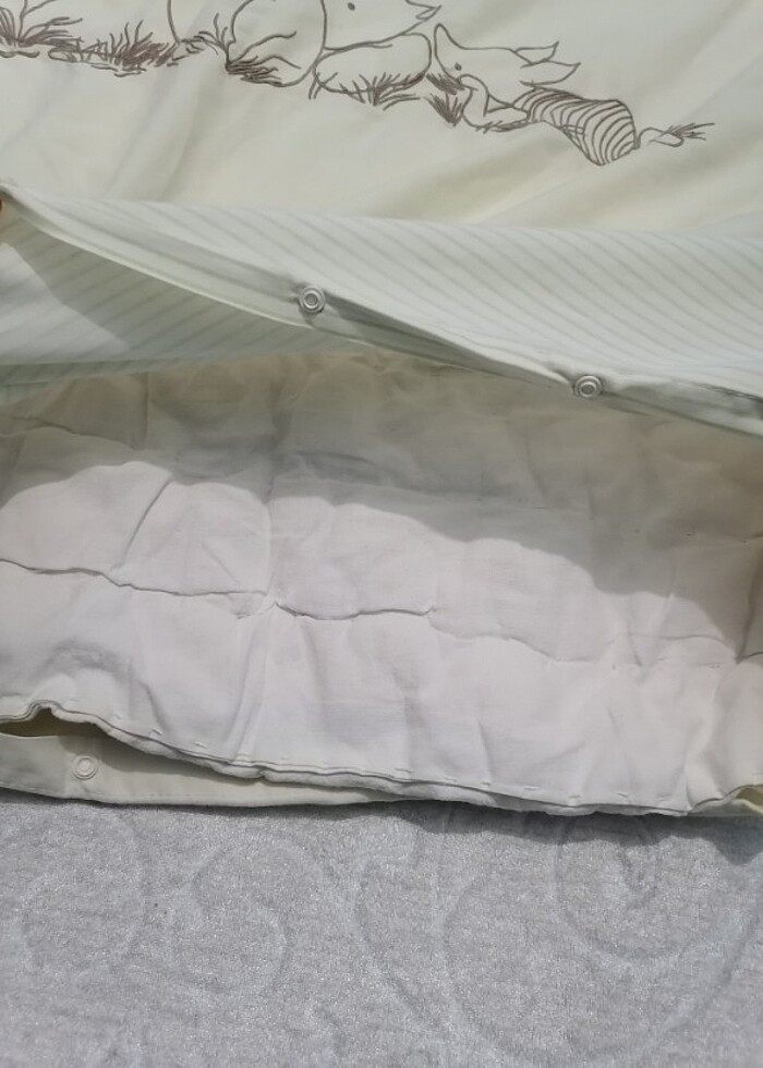 Bebek yün yorgan el yapımıdır - Görsel 2