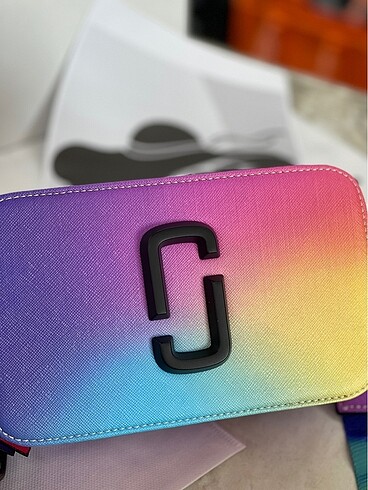 Beden Marc Jacobs