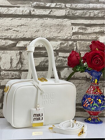  Beden çeşitli Renk MIUMIU ASKILI-KOL ÇANTASI