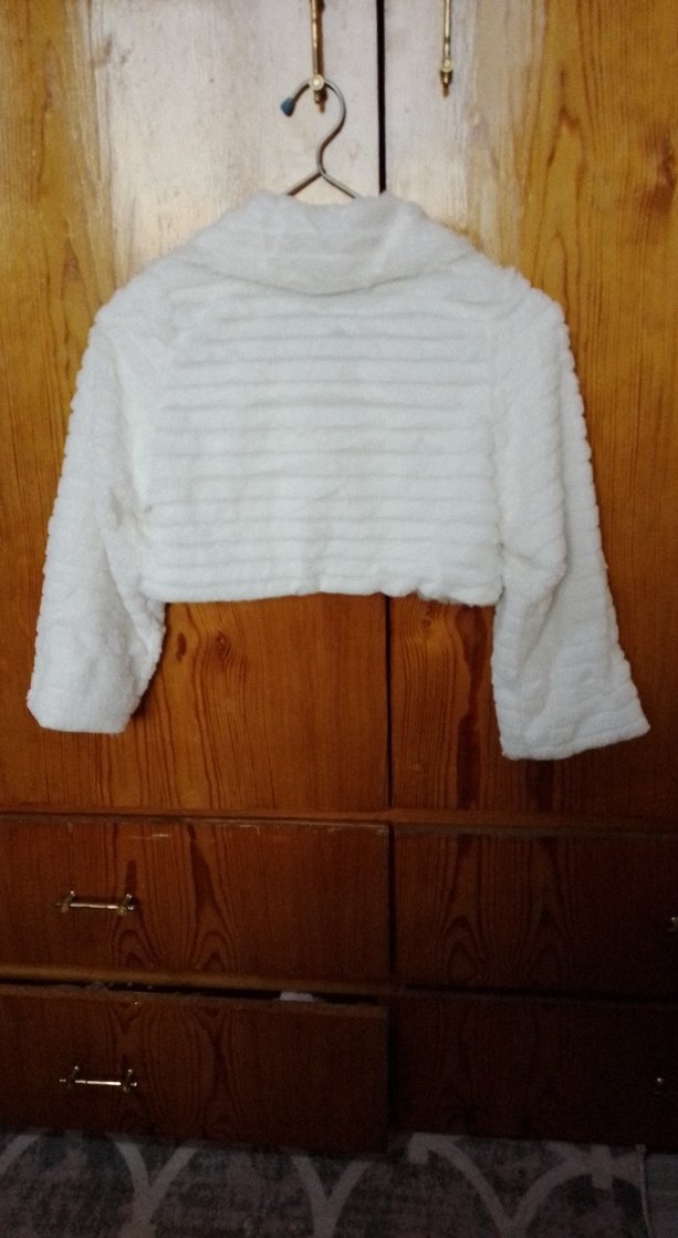 Kız Çocuk Beyaz Kürk Detaylı Bolero - Görsel 2