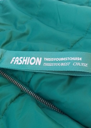 Parlak Yeşil Kısa Kadın Kışlık Mont - Görsel 2