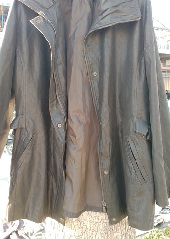 Düğmeli Kahverengi paraşüt kumaştan Kadın Ceket - Görsel 2