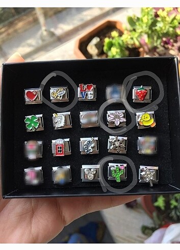 4 charm