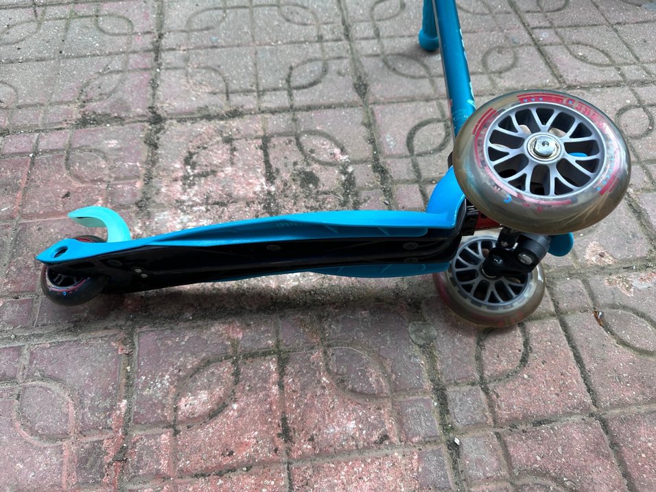 Mavi Mini Micro Çocuk Scooter - Görsel 4