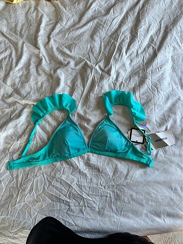 Bikini üstü