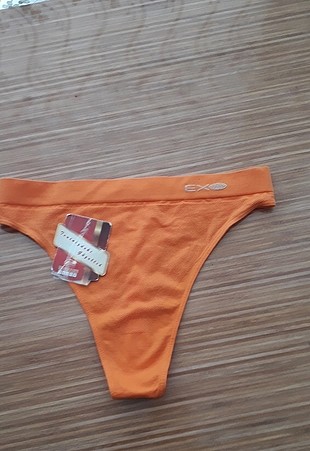 turuncu tanga