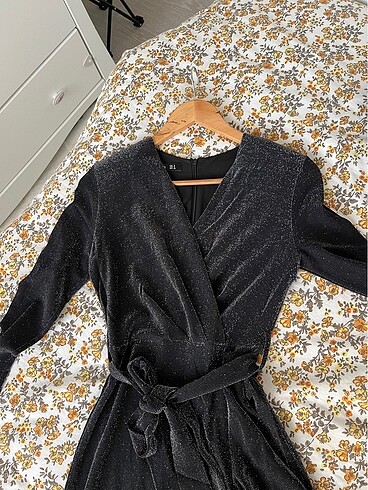 Simli dokulu elbise - Görsel 6