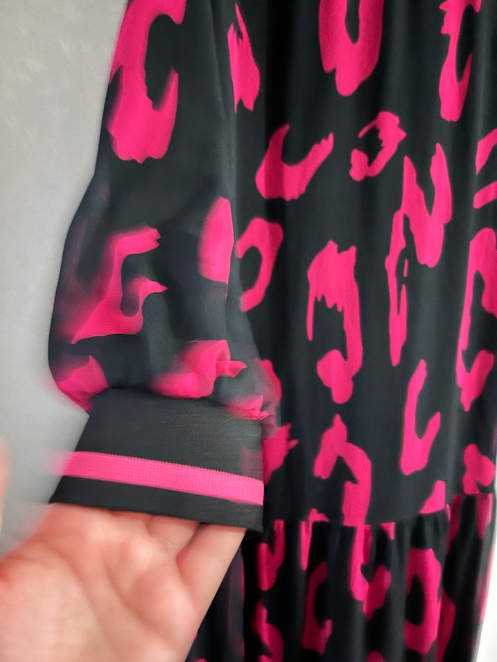 Uzun, Bol Kesim, Fırfırlı Kadın Elbise - Görsel 3