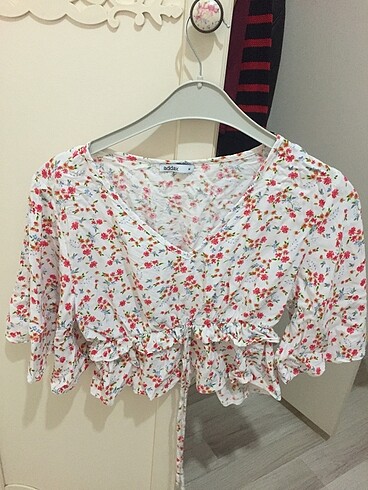Zara ÇİÇEKLİ CROP BLUZ