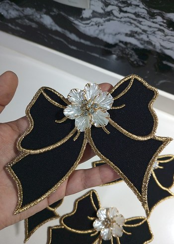 İşlemeli Kurdeleli Siyah Kadın Broş - Görsel 2