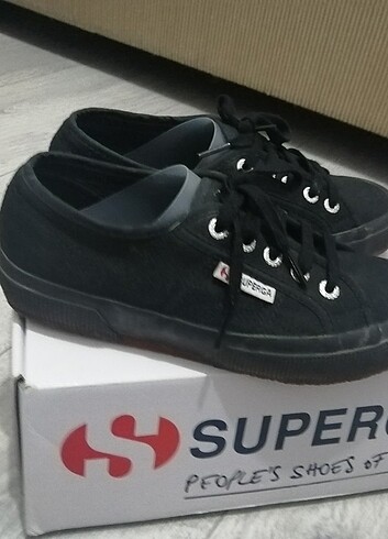 36 Beden siyah Renk Superga full siyah ayakkabı