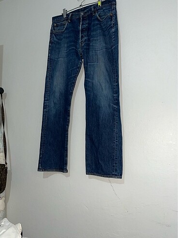 Levis 36